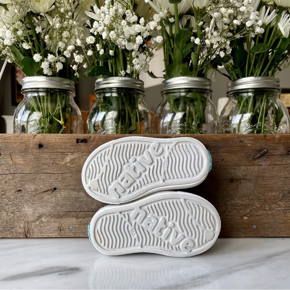 Native Shoes•C9 (Child)•EUC•Jefferson Disco Bling•Embedded Silver Disco Glitter - Picture 14 of 16